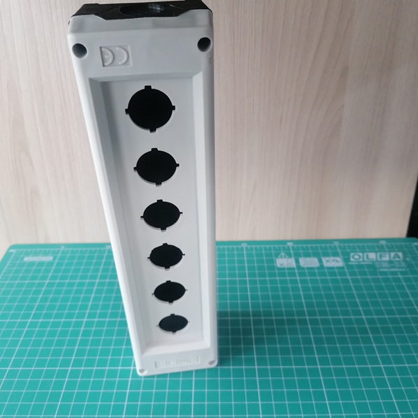 Корпус пост 6-кнопочный, пластик, пустой, черно-серый