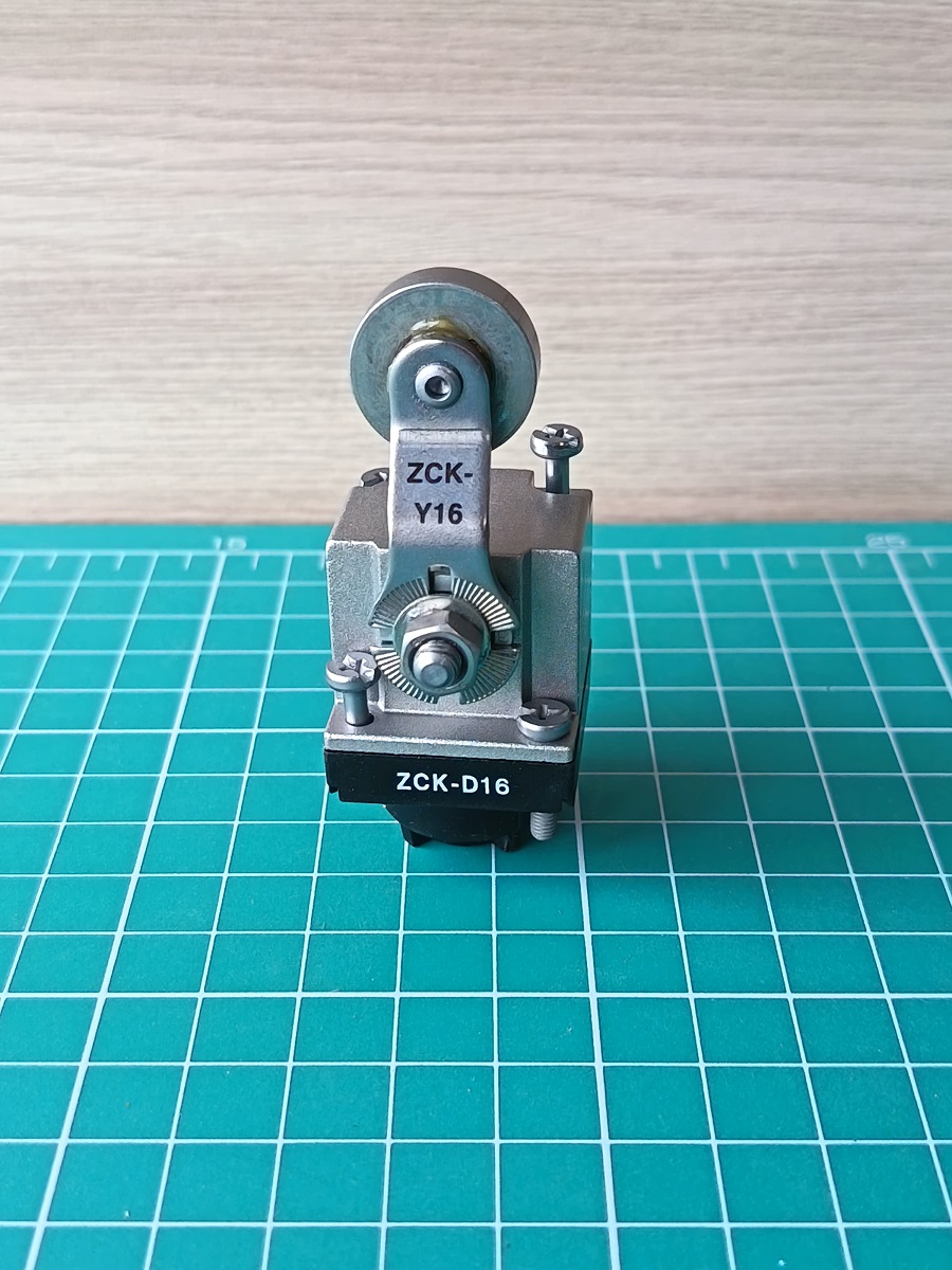 ГОЛОВКА КОНЦЕВОГО ВЫКЛЮЧАТЕЛЯ ZCKD16 (ZCK-D16)