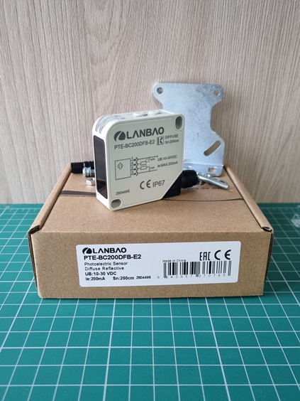 LANBAO PTE-BC200DFB-E2 оптический датчик 50x50x18мм PNP/NPN NO/NC Sn=2000мм (D-тип) разъем M12