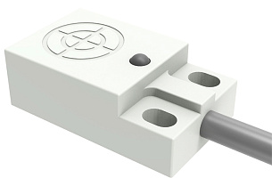 LANBAO LE10SN08DPC индуктивный датчик 18x10x30мм PNP NC Sn=8мм кабель 2м