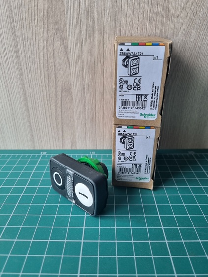 ГОЛОВКА КНОПКИ ДВОЙНАЯ С МАРКИРОВК + LED ZB5AW7A1721