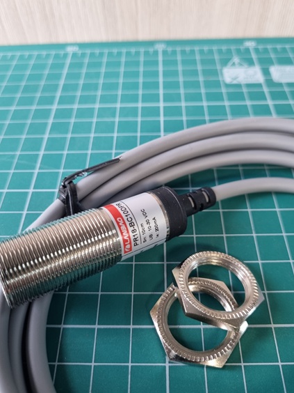 LANBAO PR18-BC10DPR оптический датчик M18 PNP NO+NC Sn=100мм (D-тип) кабель 2м