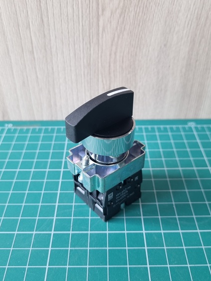 Переключатель BJ33 3P длинная ручка 2NO EKF PROxima