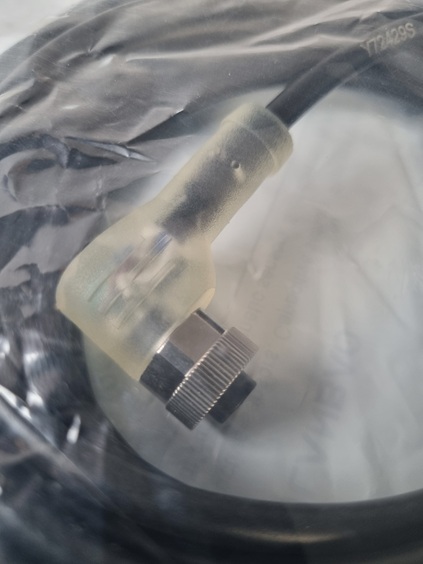 LANBAO QE12-N5G5-P-U угловой разъем M12 5pin с кабелем PUR 5м индикацией PNP