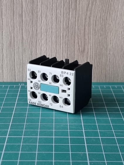 Блок-контакт вспом. BP4 22, 6A(230VAC), 2NO+2NC, фронт. монтаж, для CNN 9_70