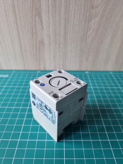 Таймер 100C 30 s  Allen-Bradley 100FPTA30