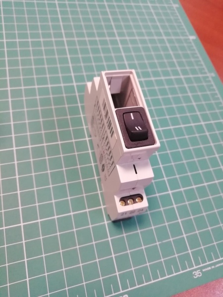 Переключатель 1-2 модульный с фиксацией ELKO