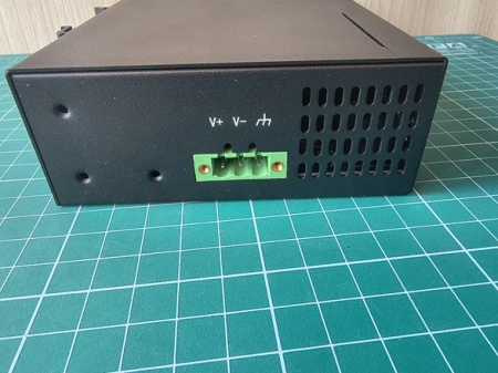 Преобразователь интерфейсов ZLAN5443D, RS-485 в Ethernet, 4xRS-485, 2xEthernet, Modbus Gateway, 24VDC, DIN35