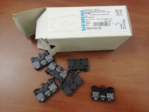 Дополнительный контактный блок 1НО Siemens 3SB3400-0B