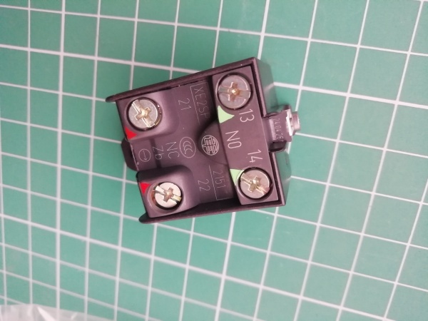 Концевой выключатель XE2SP2151 Telemecanique