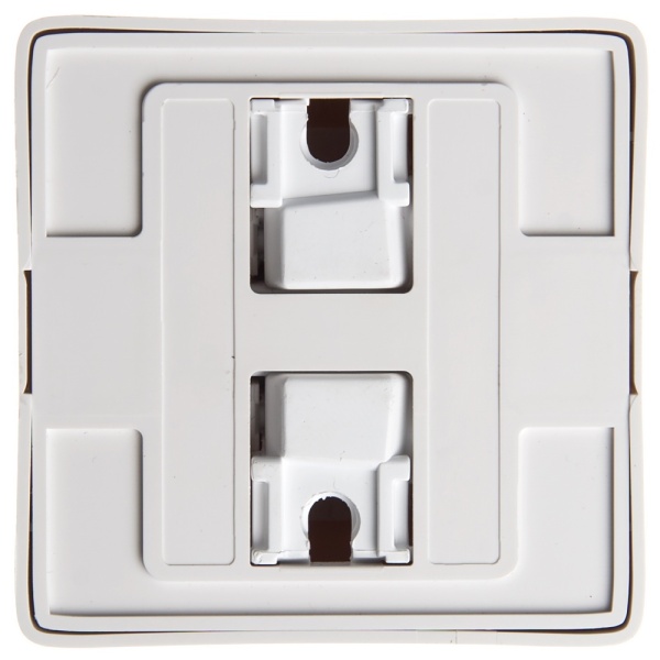 ХИТ О/У РОЗЕТКА с заземлением со шторками, ИЗОЛ.ПЛ., 16А, 250В, БЕЛЫЙ