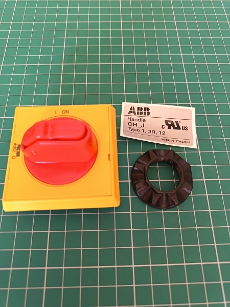 Рукоятка выносная OHYS2AJ селекторная для OT16...125F, желто-красная IP65 блок. 3 замками без оси