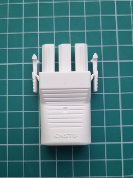 Розетка Ensto NAC32S.W с ограничением натяжения