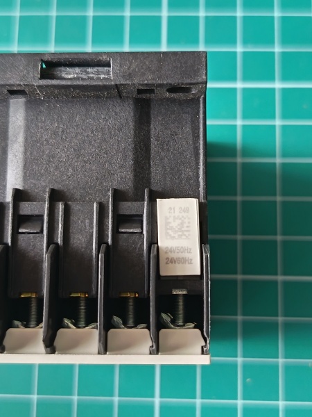 Контактор миниатюрный CEC 09.10-24V-50/60Hz (9A; 4kW; AC3)