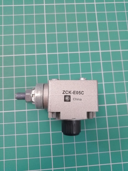 ГОЛОВКА КОНЦЕВОГО ВЫКЛЮЧАТЕЛЯ ZCKE05C