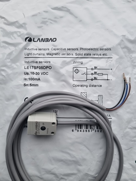 LANBAO LE17SF05DPO индуктивный датчик 17x17x28мм PNP NO 5мм кабель 2м