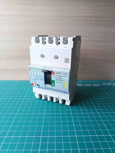 АВТ.ВЫКЛ.DPX³ 160 3P 160А 16kA