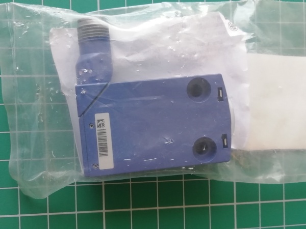 Корпус метал. концевого выключателя XC Standard, ZCMD, безинерц. контакт 1C/O, с защелкой, подключение M12