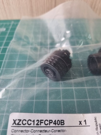 Угловой разъем "мама" M12 4pin