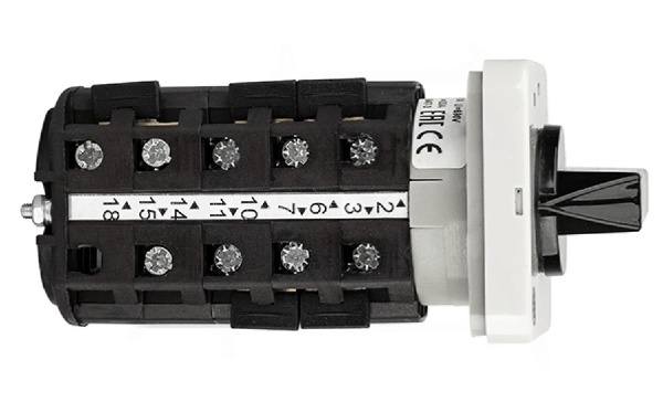 Переключатель BS 16 136 U, 3P, 20A, тип 0-1-2-3, 3NO на 1_3, на дверь, фронт IP40