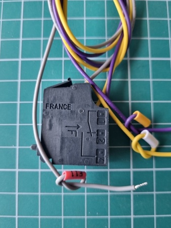 Блок-контакт вспомогательный AX, 1CO, 4A 250VAC15//6A 24VDC12//0.3A 250VDC12, для SDM6-100_SDM6-1600
