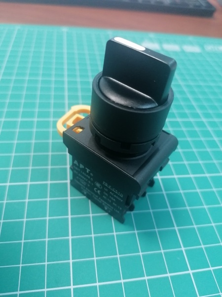 Переключатель PB3E, черный, I-0-II, фиксация, 2NO, 6A 230VAC/24VDC, без подсветки, 22mm, IP65