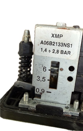 Датчик давления XM,реле давления, 6 Bar G 1/4 femal XMP A06B2133NS1