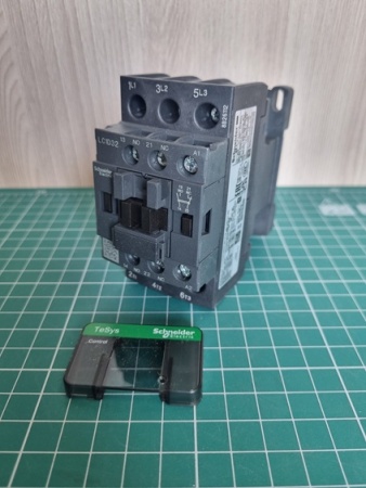 КОНТАКТОР D 3Р,32 A,НО+НЗ,42V 50/60 ГЦ,ЗАЖИМ ПОД ВИНТ,