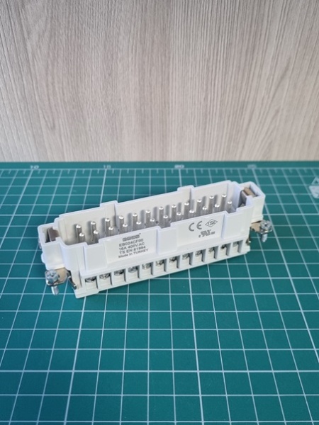 Штепсель, для разъёма 24 полюса, 16A EB024CF00