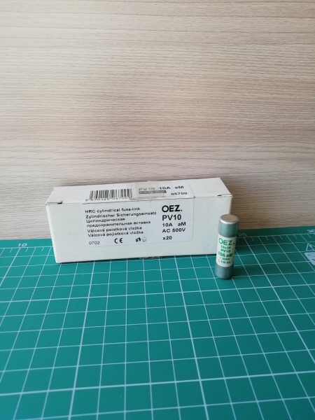 Плавкая вставка PV10 10A aM Un 500 V a.c./250 V d.c., размер 10x38, aM - характеристика моторная только против короткого замыкания, без Cd/Pb