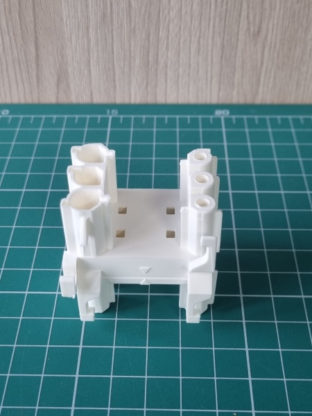 3-х полюсный распределительный блок Ensto NAD3.W фото