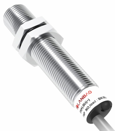 LANBAO LR12XCF02DPOG Индуктивный датчик 2 мм, цилиндрический, заподлицо, 10…30 DC, PNP, NO, никелированная латунь, кабельPVC 2 м, IP67