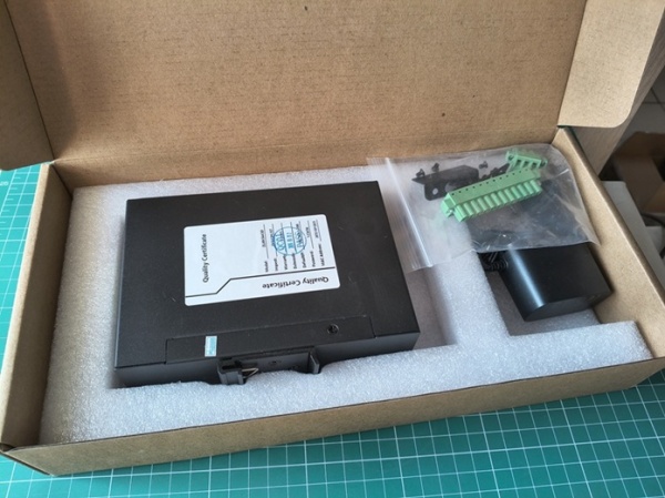 Преобразователь интерфейсов ZLAN5443D, RS-485 в Ethernet, 4xRS-485, 2xEthernet, Modbus Gateway, 24VDC, DIN35