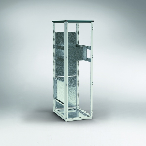 Панель монтажная секционная для щита Ш=800мм, сплошная, 585x685мм (ВxШ)