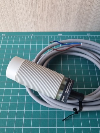 LANBAO CR30SCN15SBO емкостной датчик M30 2х проводный 20-250 AC/DC NO Sn=15мм кабель 2м