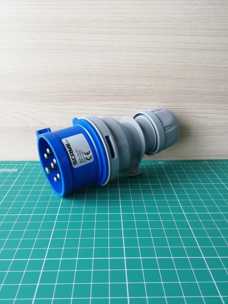 Промышленный разъем, вилка кабельная, 16A 6P+E 9h 200-250V 60Hz 50Hz винтовые клеммы IP44