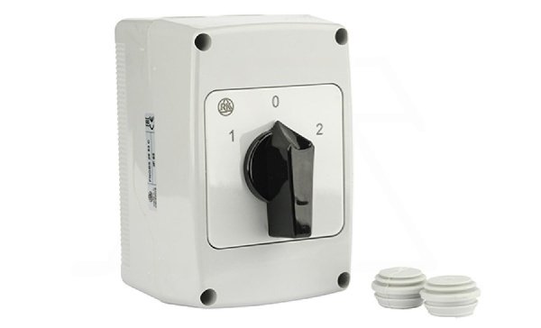 Переключатель PNGBS 25 53, 3P, 25A, тип 1-0-2 (60°), 3NO на 1_2, черная рукоятка, в корпусе IP65