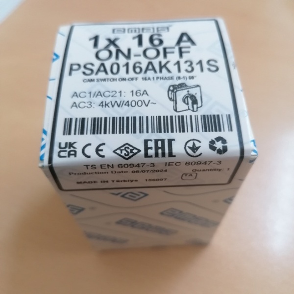 Переключатель двухпозиционный 16А (0-1) 60?, 1 полюс, рамка 48х48мм, 400В AC, IP54 PSA016AK131S