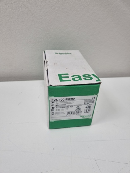 АВТ. ВЫКЛ. EZC100 30 KA/380 В 3П/3Т 80 A