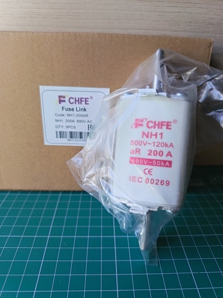 Вставка плавкая NH1, 200A, AC690V/500VDCC, 50kA, тип aR