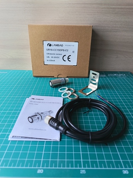 LANBAO UR18-CC15DPB-E2 ультразвуковой датчик M18 PNP NO/NC Sn=20-150мм разъем M12