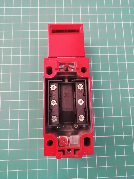 МЕТАЛЛ. КОНЦЕВ. ВЫКЛ. БЕЗ ФИКСАЦИИ XCS-A701 (XCSA701)