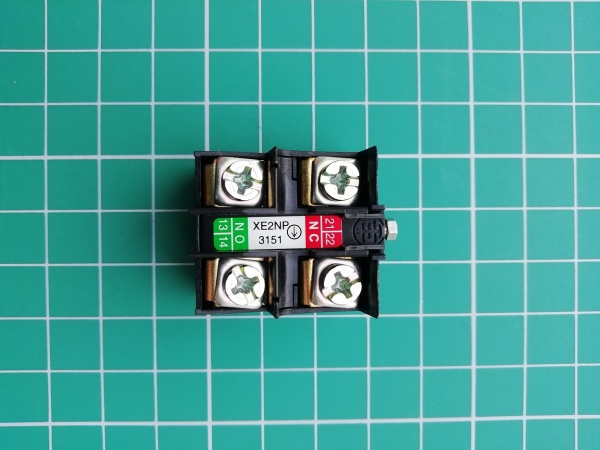 БЛОК ИНЕРЦ. КОНТАКТОВ 1НЗ+1НО XE2NP 3151