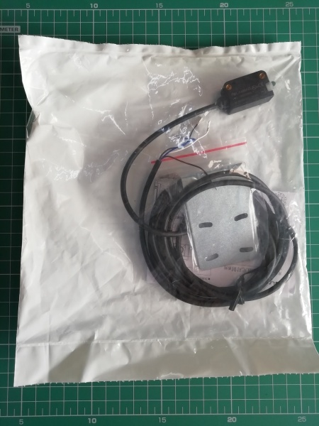 LANBAO PSE-TM30DPRL оптический 32,5x10,6x20мм PNP NO/NC лазер Sn=30м (T-тип) кабель2м приемник