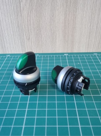 Переключатель 0-I (60o, фикс.) с зел. рукояткой с подсв. Titan M22-WRLK-G, IP66