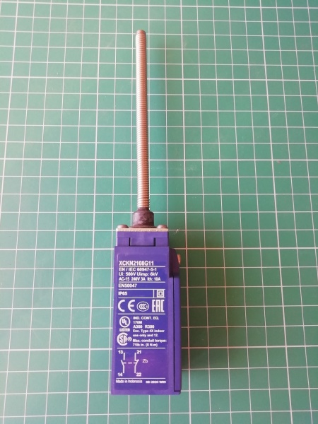 КОНЦЕВОЙ ВЫКЛЮЧАТЕЛЬ 1НО1НЗ ВВОД PG11 XCKN2108G11