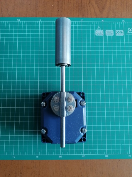 КОНЦЕВОЙ ВЫКЛЮЧАТЕЛЬ РЫЧАГ XCRT115