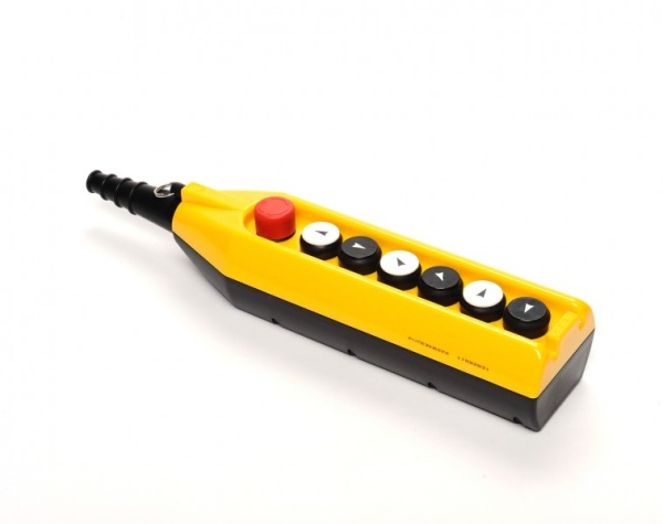 Пульт управления 7 кнопок (первая кнопка "аварийный стоп" CP200E30, 1НЗ), односкоростной, cерия PV (250В AC, 4А), IP65 PV7E30B222