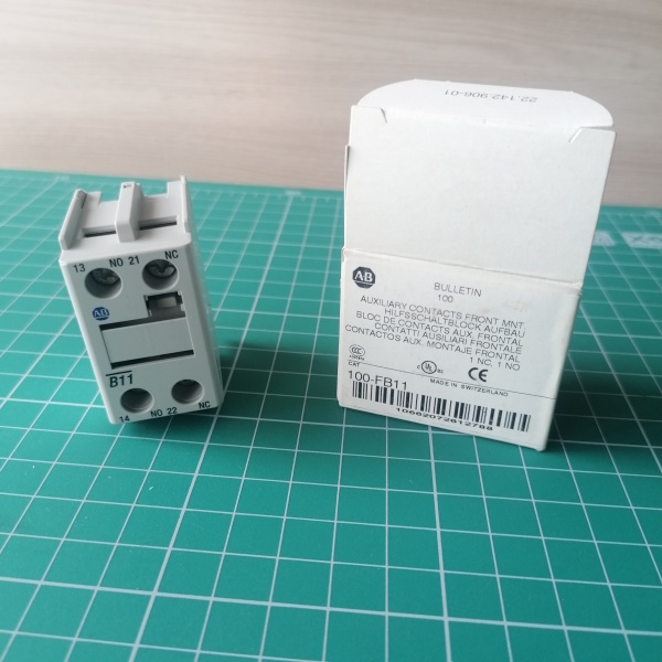 Дополнительный контактный блок для фронтального монтажа для контакторов серии 100-C30…C85 (100FB11)