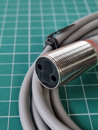 LANBAO PR18-BC10DPR оптический датчик M18 PNP NO+NC Sn=100мм (D-тип) кабель 2м